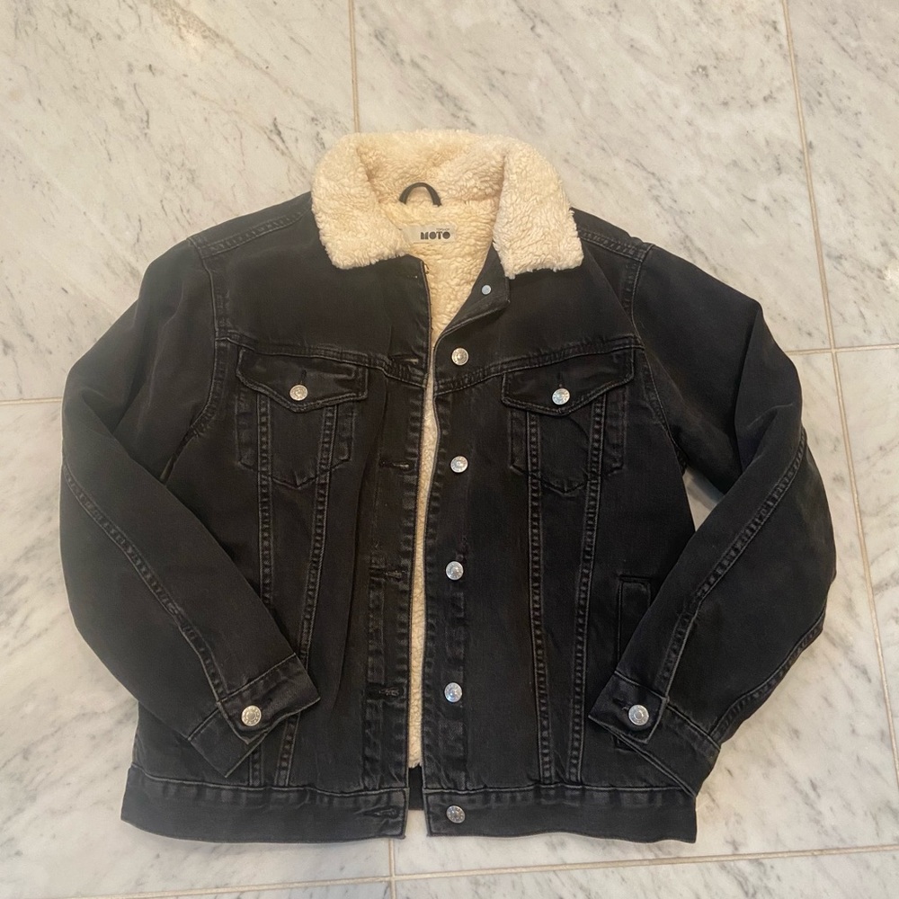 Topshop Sherpa black denim jacket size 4